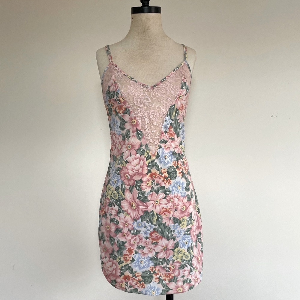 VICTORIA’S SECRET | vintage slip